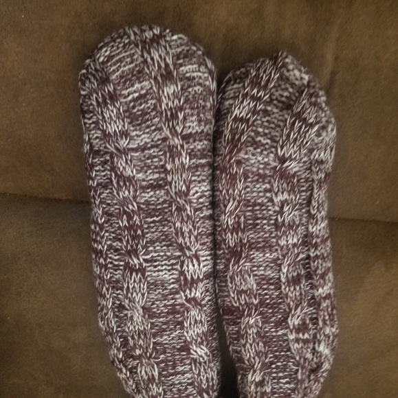 NEW Victorias Secret PINK Sherpa bootie slippers! - Picture 3 of 4